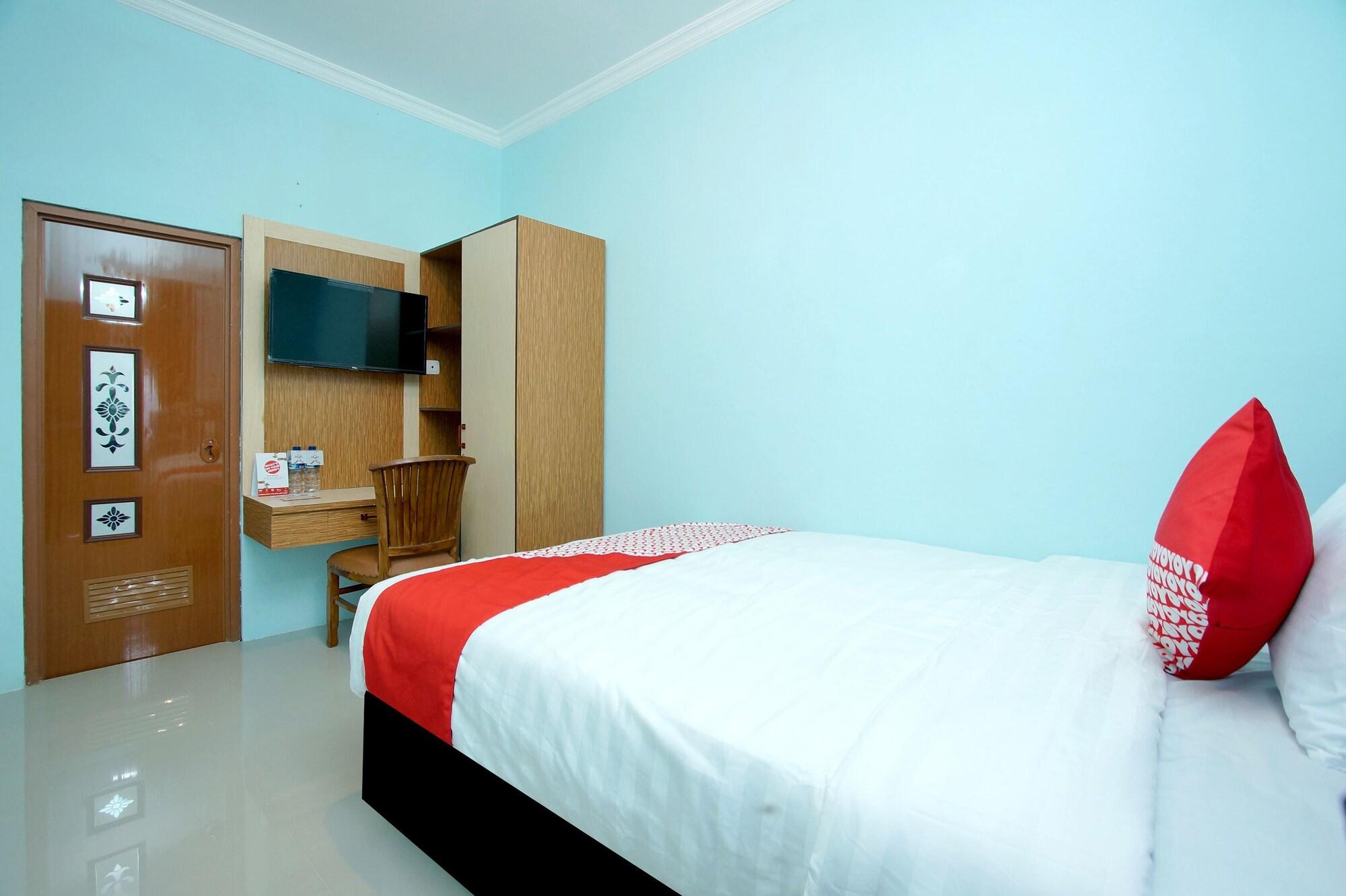 Oyo 347 Bayang Brothers Guest House Maguwo Exterior foto